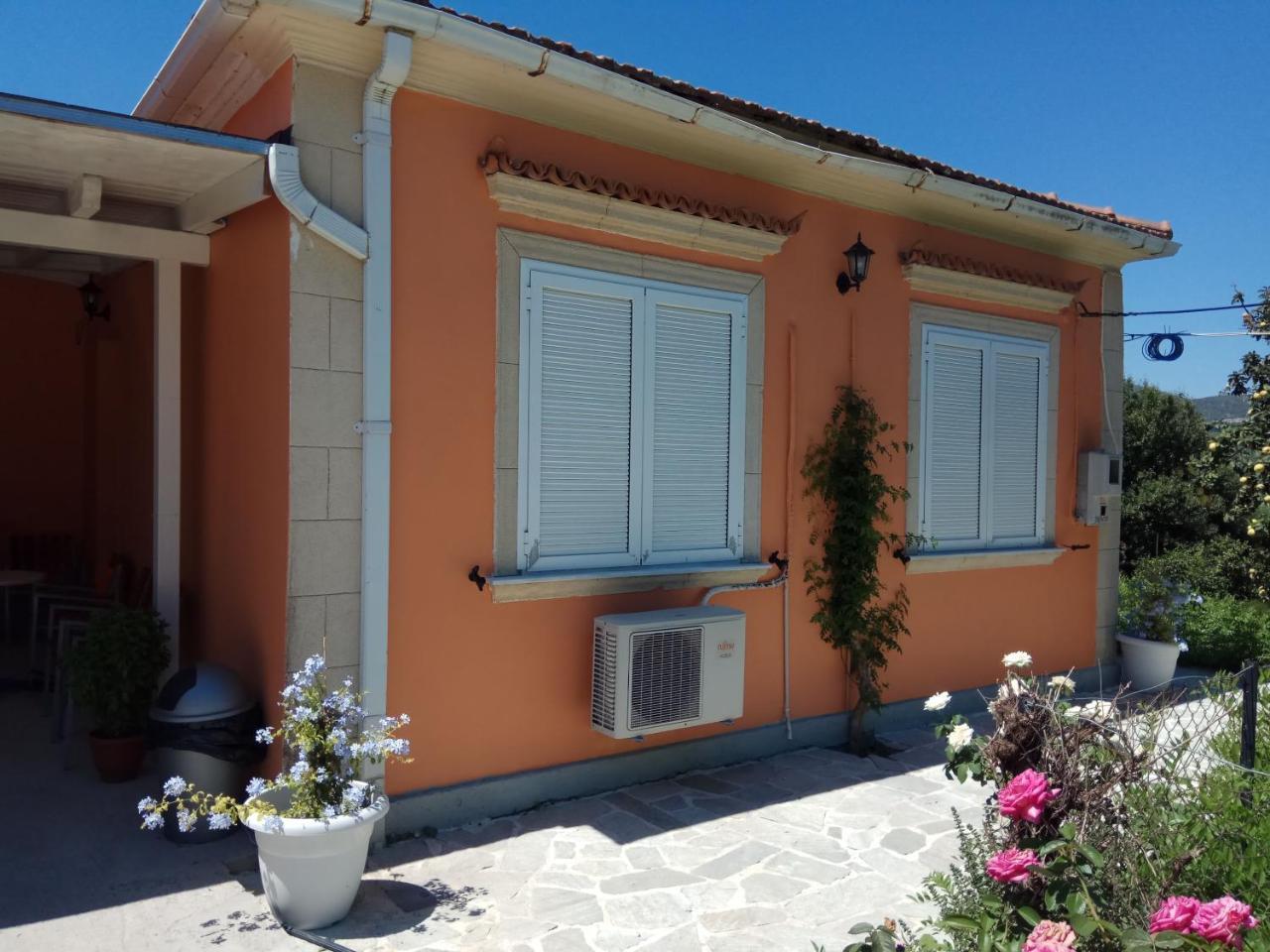 Monte Caputo Holiday House Alykes  Extérieur photo